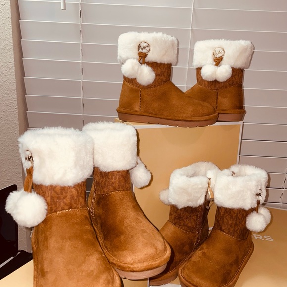NWT Michael Kors Child Suede Boots - Picture 10 of 14